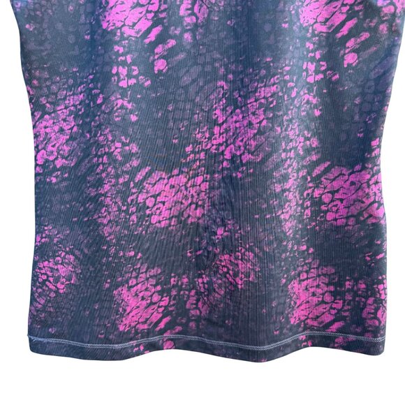 Under Armour Womens Sonic HeatGear Fitted Workout Athletic T-Shirt Pink Black S - Picture 7 of 8